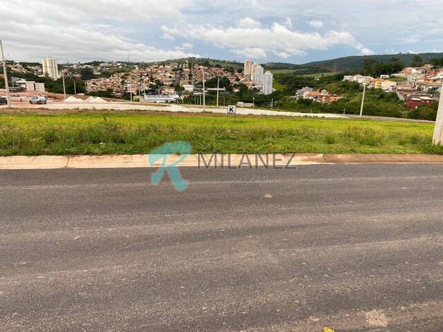 Venda em Residencial Reserva Bellano (Calipal A) - Itatiba