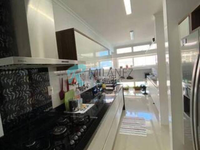 Apartamento para Venda em Guarujá - 5